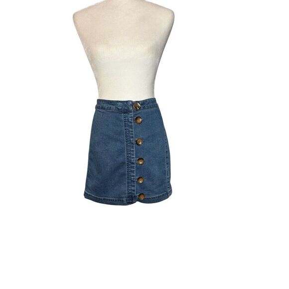 Free People Little Daisies button front denim mini skirt - 8 - Picture 2 of 9